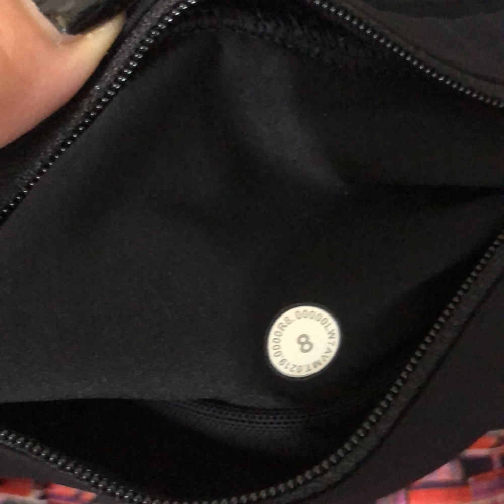 Lululemon shoo - Picture 3 of 7